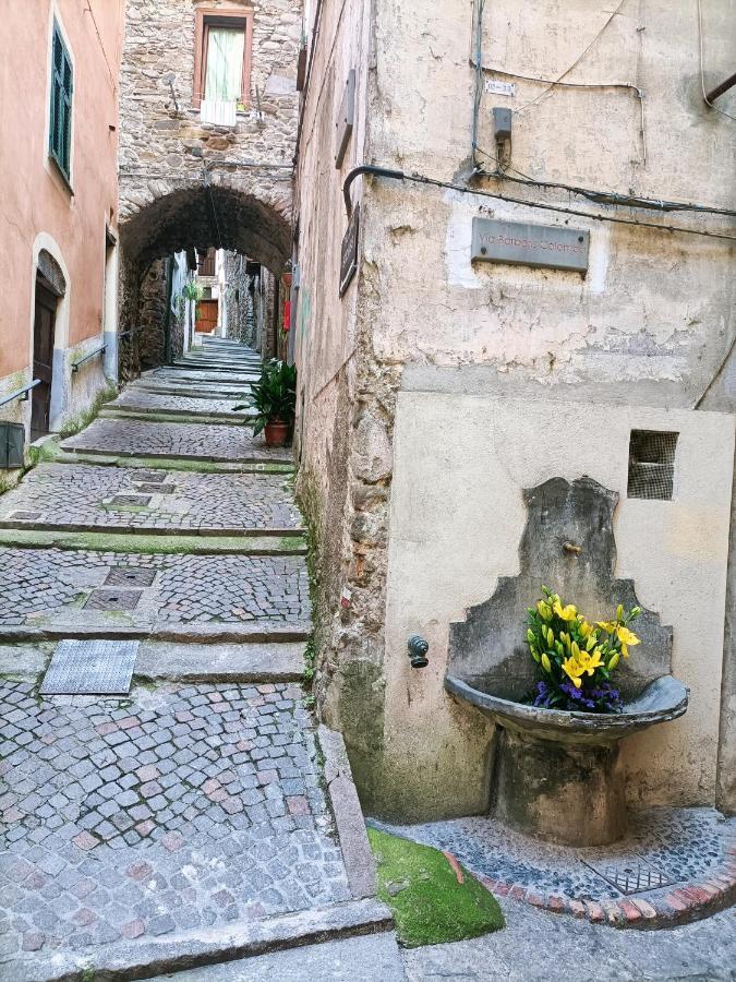 A Casa Di Fede Apartment Dolceacqua Exterior photo