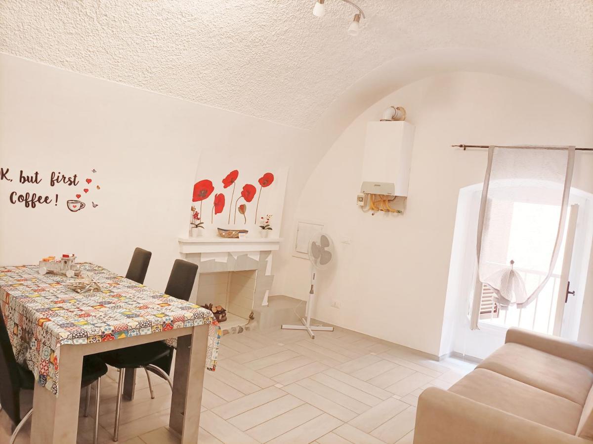 A Casa Di Fede Apartment Dolceacqua Exterior photo